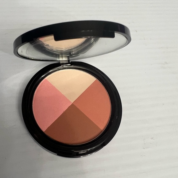 Eve Pearl Ultimate Face Compact Blush Highlight Bronze Contour TIMELESS NWO box - Picture 2 of 5